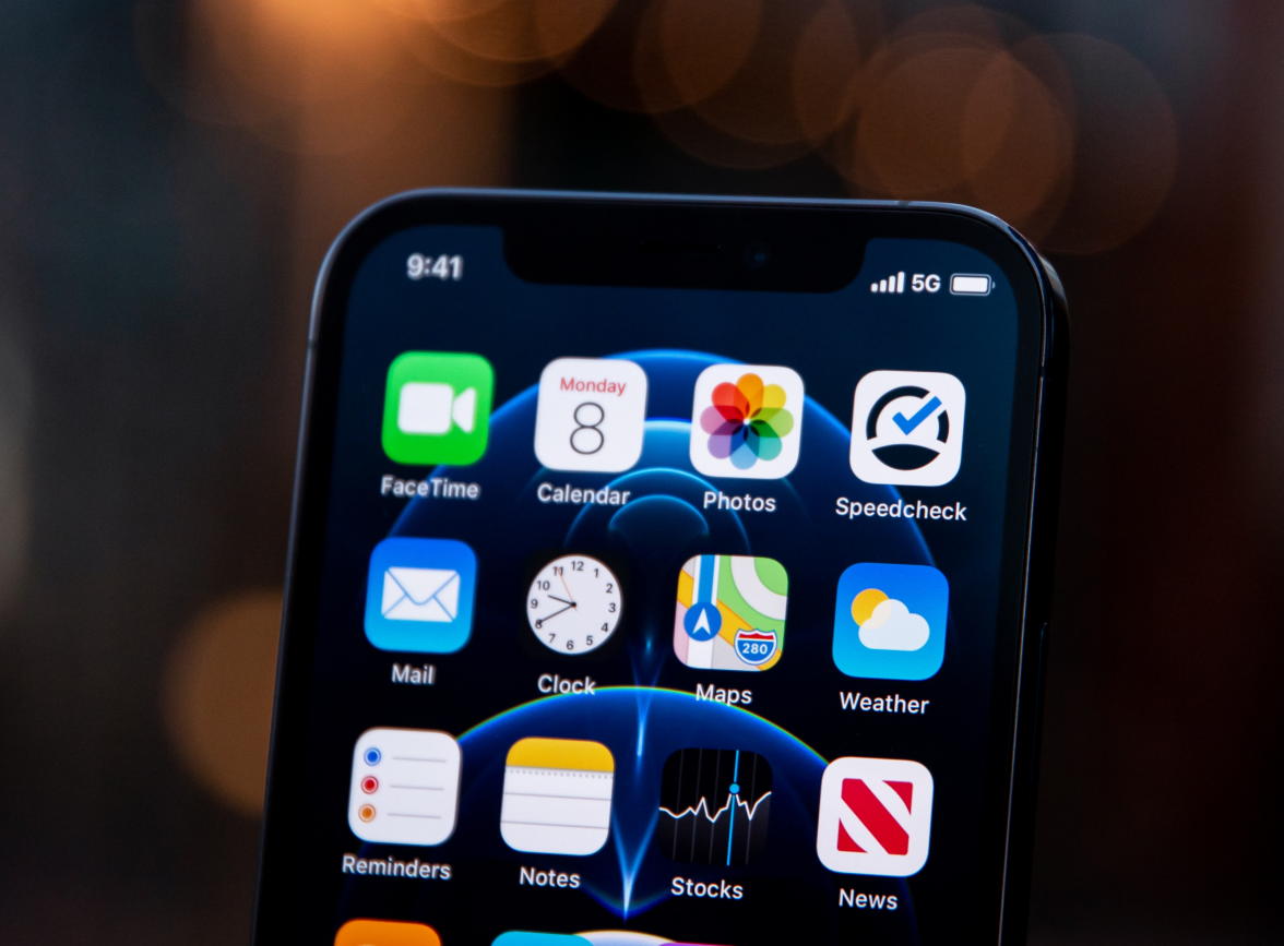 伊通苹果手机维修分享为什么 iPhone 12 在冬季会自动关机 
